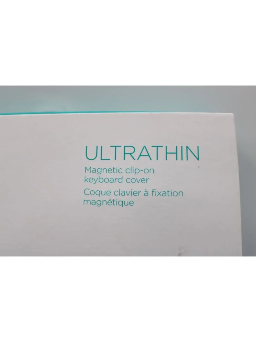 Logitech Ultrathin Magnetic Clip-On Keyboard iPad Air 2 Gray Angle Adjust NEW